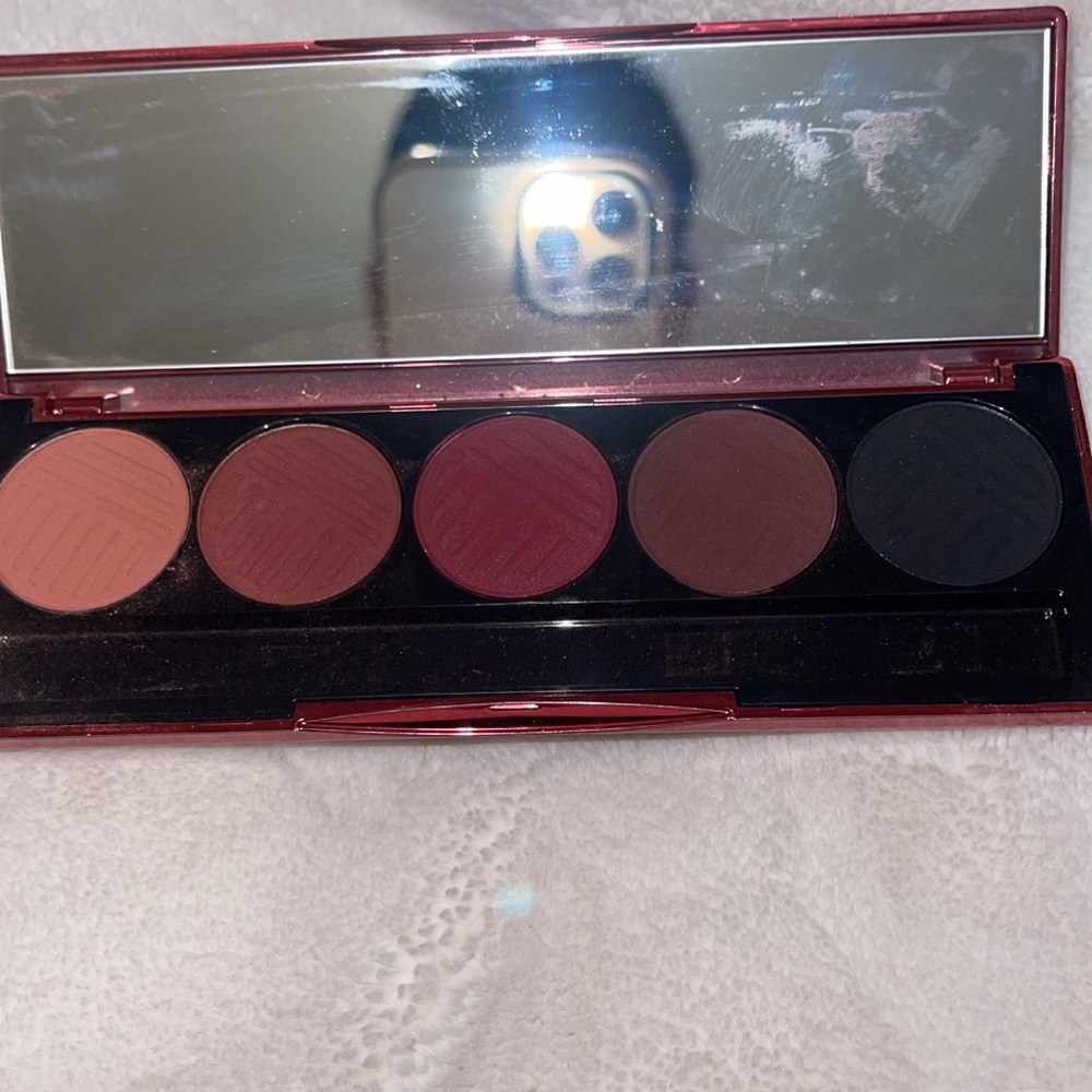 Eyeshadow palette